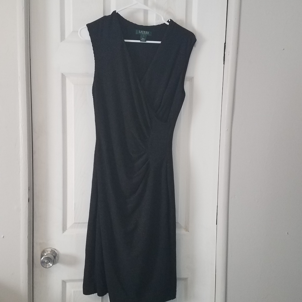 Ralph Lauren size 6 formal dress I'm going to deal
